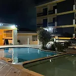 Apartamento Em Frente A Praia Grande